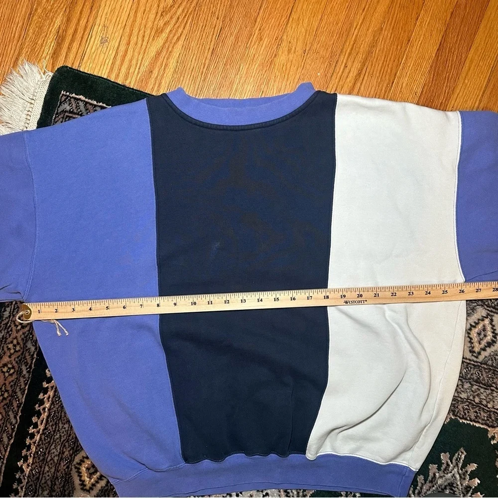 Vintage  90's Color Block Izod Club Crewneck Pullover Sweatshirt - Picture 5 of 9